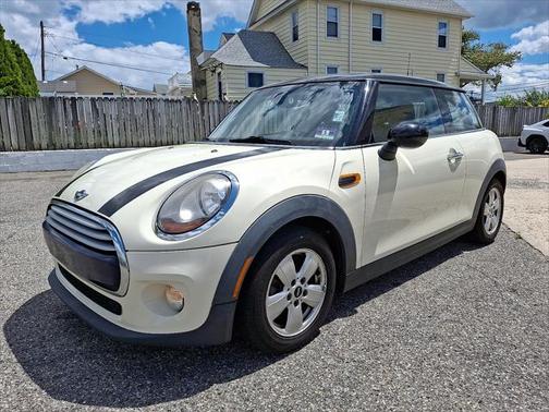 2015 MINI Hardtop Cooper