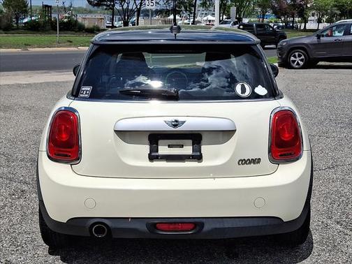 2015 MINI Hardtop Cooper