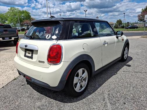 2015 MINI Hardtop Cooper