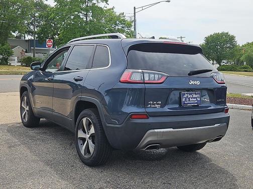 Slate Blue Pearlcoat 2021 Jeep Cherokee Limited
