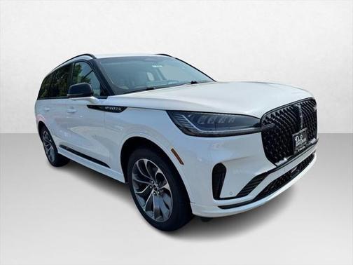2025 Lincoln Aviator Premiere