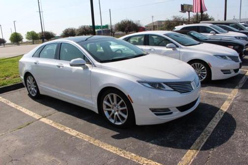 2016 Lincoln MKZ Base