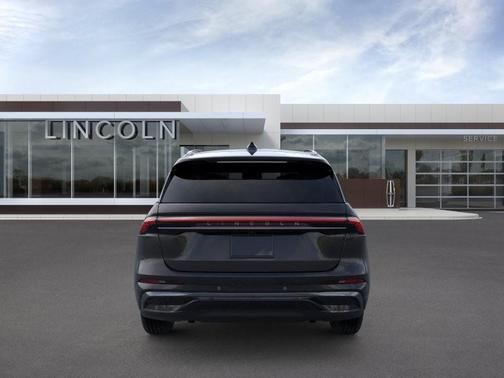 INFINITE BLACK MET CC 2026 Lincoln Nautilus Reserve