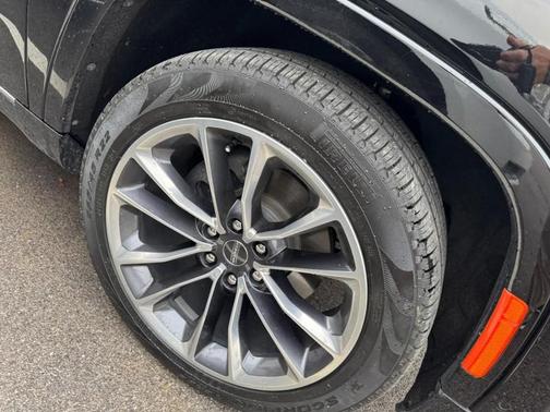 2023 Jeep Wagoneer Series III 4x4