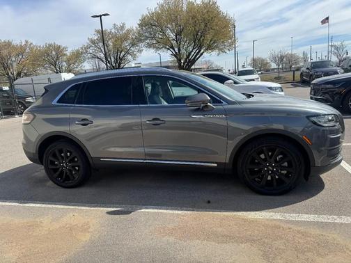 ASHER GRAY MET CC 2023 Lincoln Nautilus Reserve