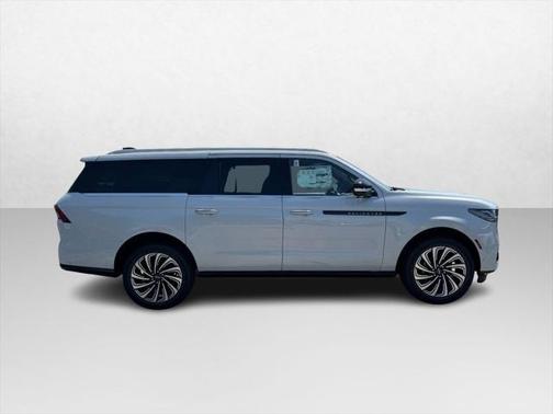 2025 Lincoln Navigator Black Label