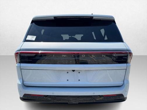 2025 Lincoln Navigator Black Label