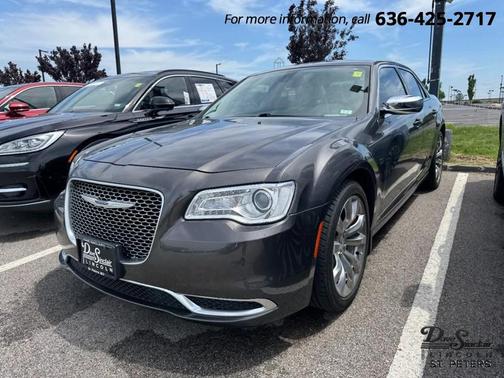 Granite Crystal Metallic Clearcoat 2020 Chrysler 300 Touring