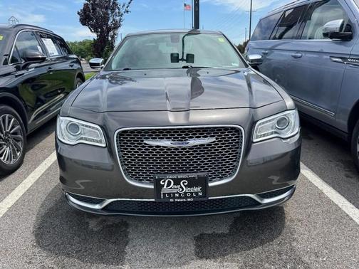 Granite Crystal Metallic Clearcoat 2020 Chrysler 300 Touring