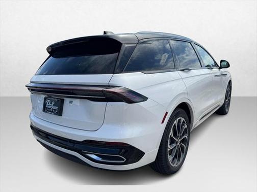 2025 Lincoln Nautilus Reserve
