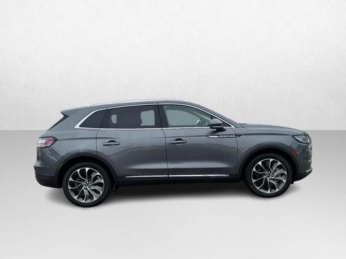 2021 Lincoln Nautilus Reserve