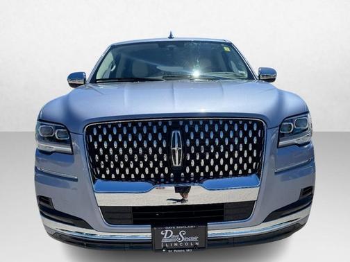 CHRMA CRYSTL BLUE MET PC 2024 Lincoln Navigator Black Label