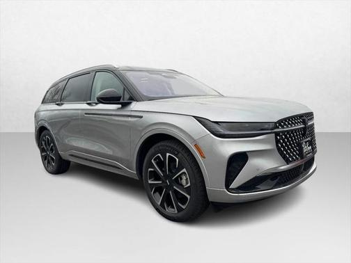 2025 Lincoln Nautilus Reserve
