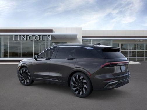 2025 Lincoln Nautilus Black Label