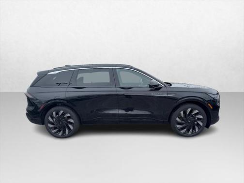 2025 Lincoln Nautilus Black Label