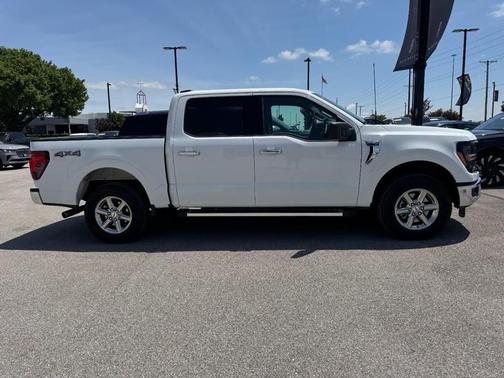OXFORD WHITE 2025 Ford F-150 XLT