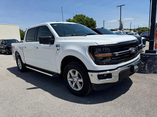OXFORD WHITE 2025 Ford F-150 XLT