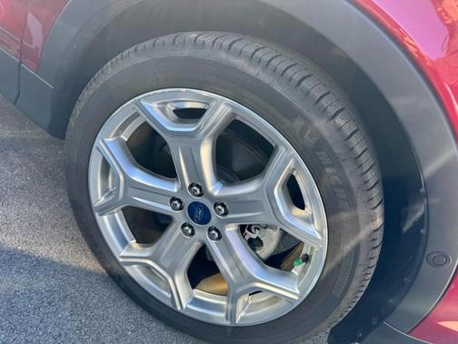2019 Ford Escape Titanium