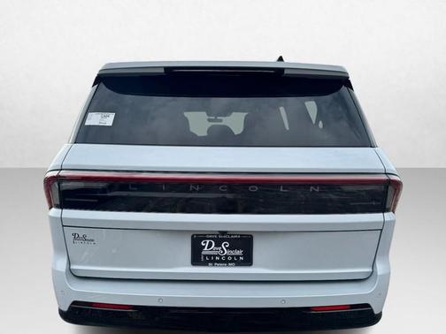 2025 Lincoln Navigator Black Label