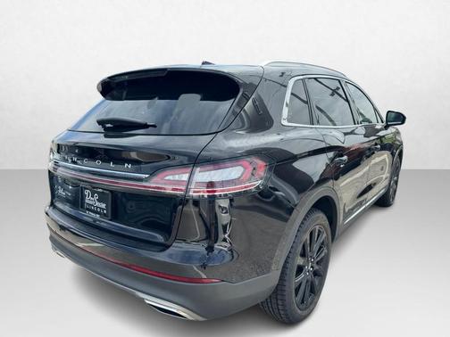 INFINITE BLACK MET CC 2023 Lincoln Nautilus Reserve