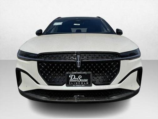 2025 Lincoln Nautilus Reserve
