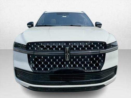 2025 Lincoln Navigator Black Label