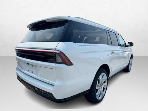 2025 Lincoln Navigator Black Label