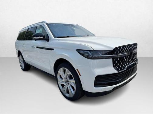 2025 Lincoln Navigator Black Label