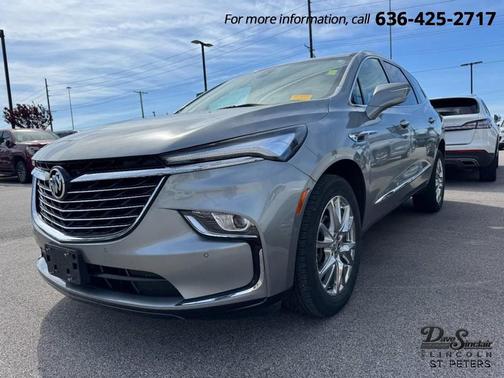 Moonstone Gray Metallic 2023 Buick Enclave Essence AWD