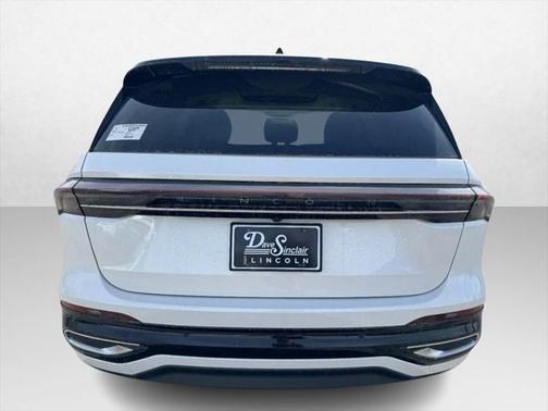 2025 Lincoln Nautilus Black Label