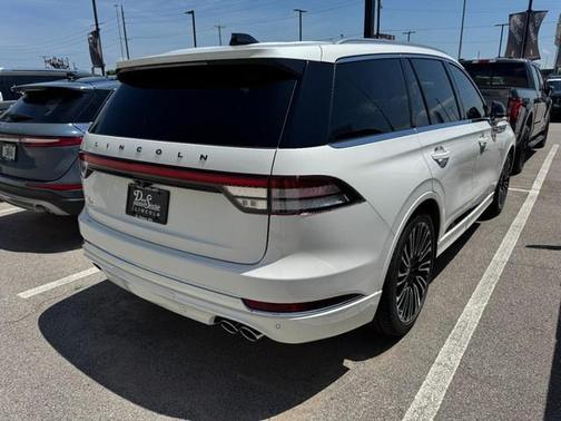 PRISTINE WHITE MET 3C 2026 Lincoln Aviator Black Label AWD