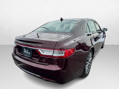 2018 Lincoln Continental Select