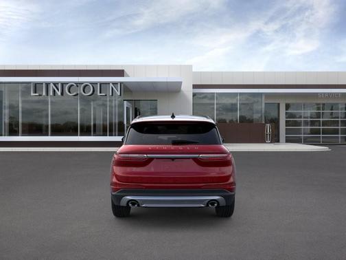 RED CARPET MET TC 2026 Lincoln Corsair Premiere