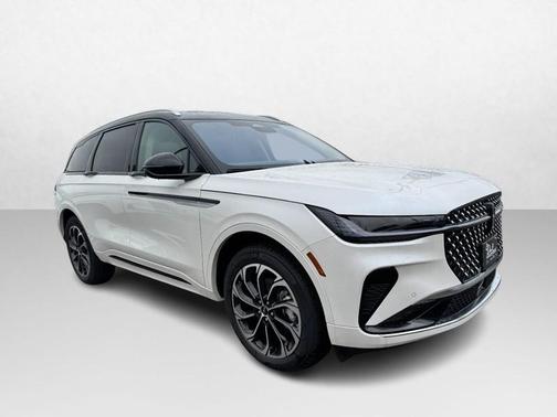 2025 Lincoln Nautilus Reserve