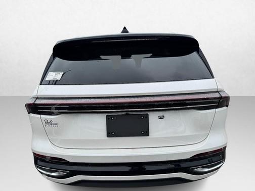 2025 Lincoln Nautilus Reserve