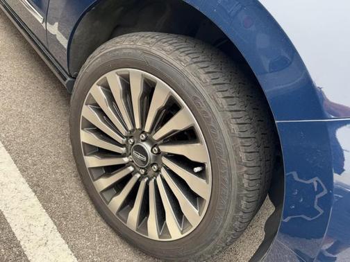 2019 Lincoln Navigator L Reserve