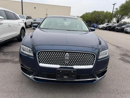 MIDNIGHT SAPPHIRE BLUE MET 2017 Lincoln Continental Reserve
