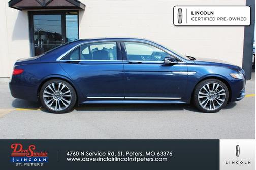 MIDNIGHT SAPPHIRE BLUE MET 2017 Lincoln Continental Reserve