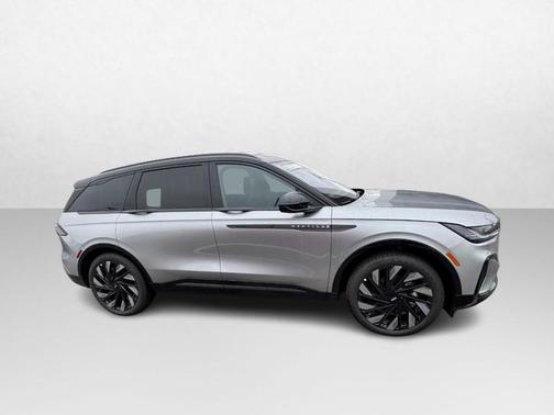 2025 Lincoln Nautilus Reserve