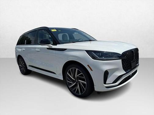 2025 Lincoln Aviator Black Label AWD