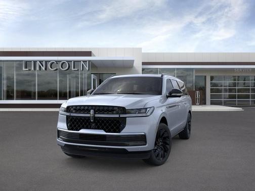 GRAY MIST METALLIC TRI-COAT 2026 Lincoln Navigator Reserve
