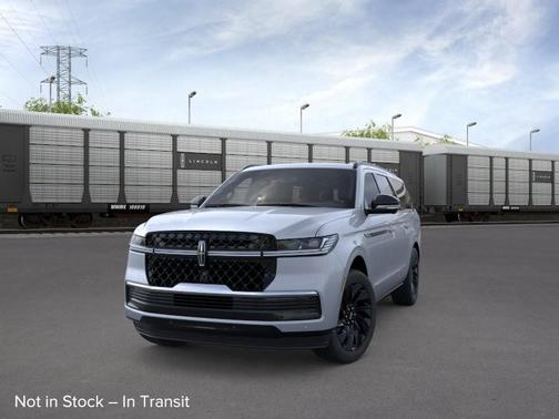 GRAY MIST METALLIC TRI-COAT 2026 Lincoln Navigator Reserve