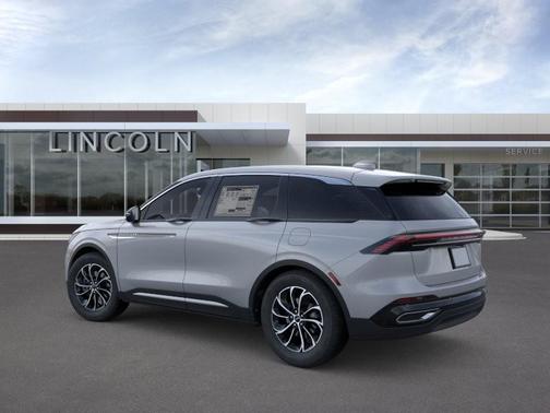 Gray Matter Metallic Clearcoat 2026 Lincoln Nautilus Premiere