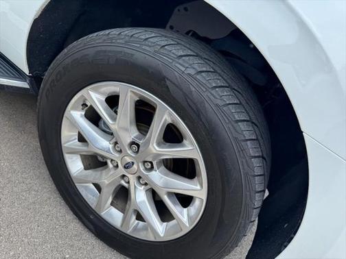 2021 Ford Expedition Max XLT