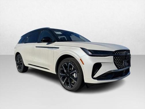 2025 Lincoln Nautilus Reserve