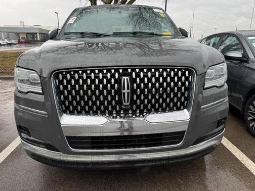 2022 Lincoln Navigator Black Label