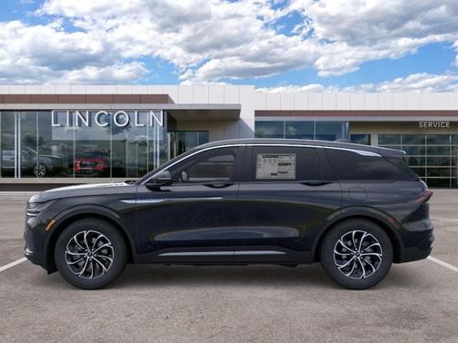 INFINITE BLACK MET CC 2026 Lincoln Nautilus Premiere