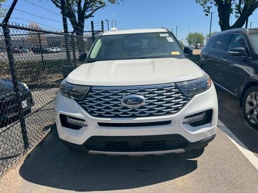 2023 Ford Explorer Platinum