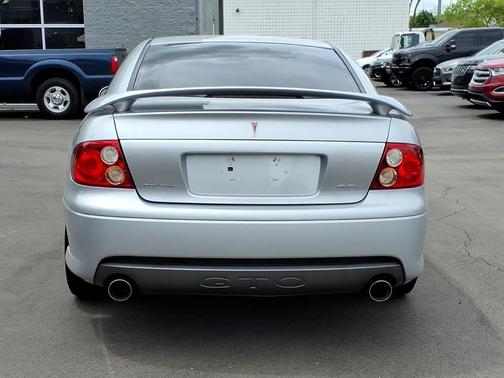 Quicksilver Metallic 2005 Pontiac GTO Base