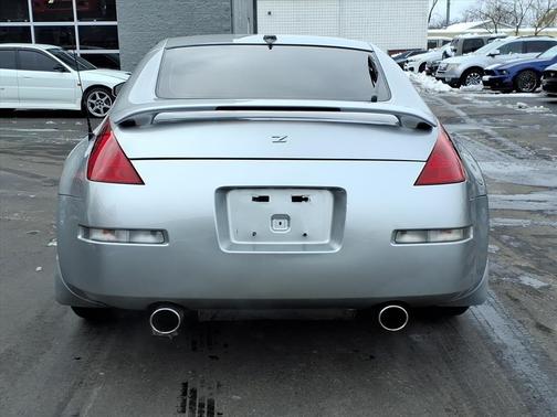 2004 Nissan 350Z Touring